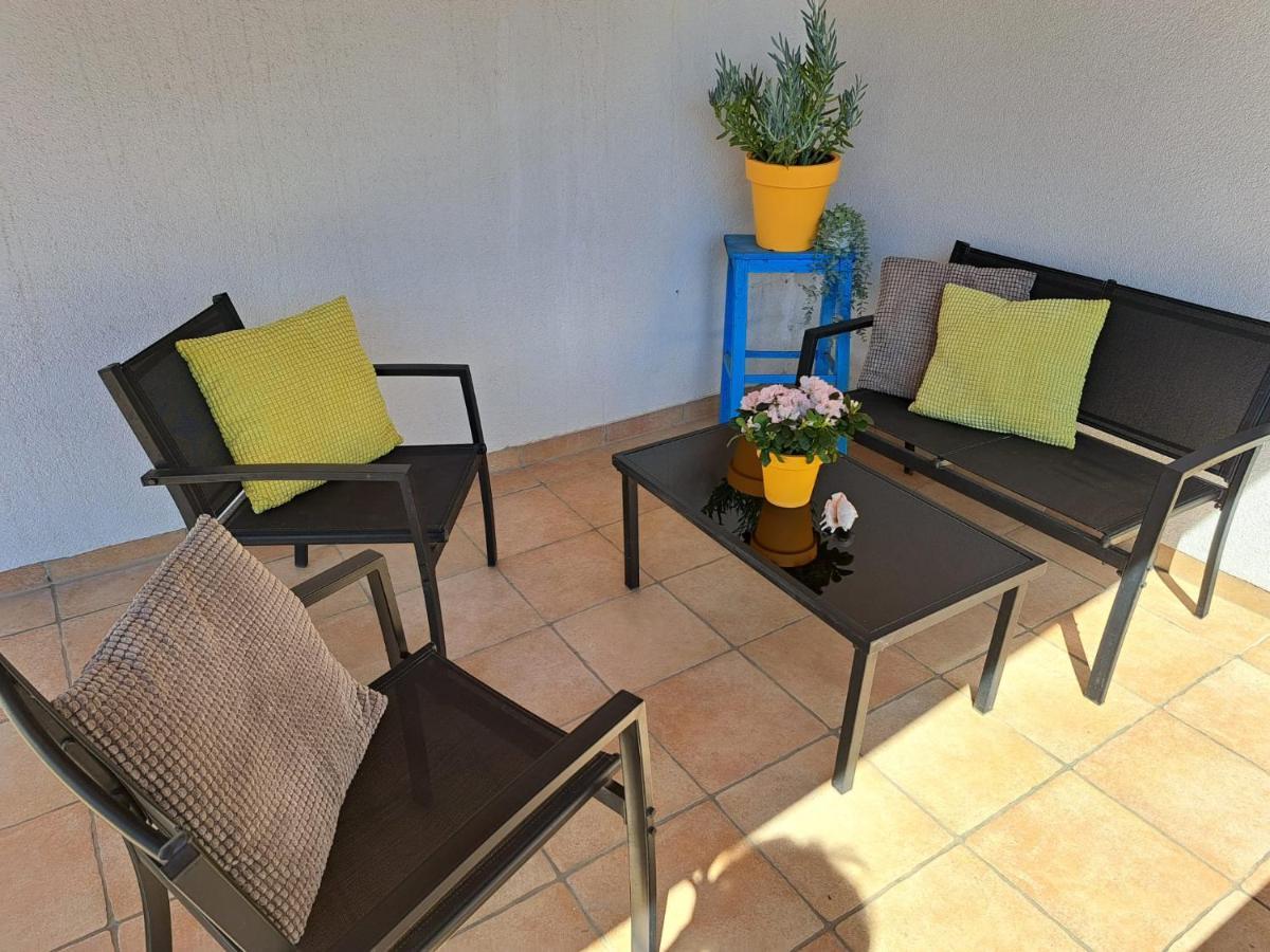Family Apartment In Center Of Murter Exteriér fotografie