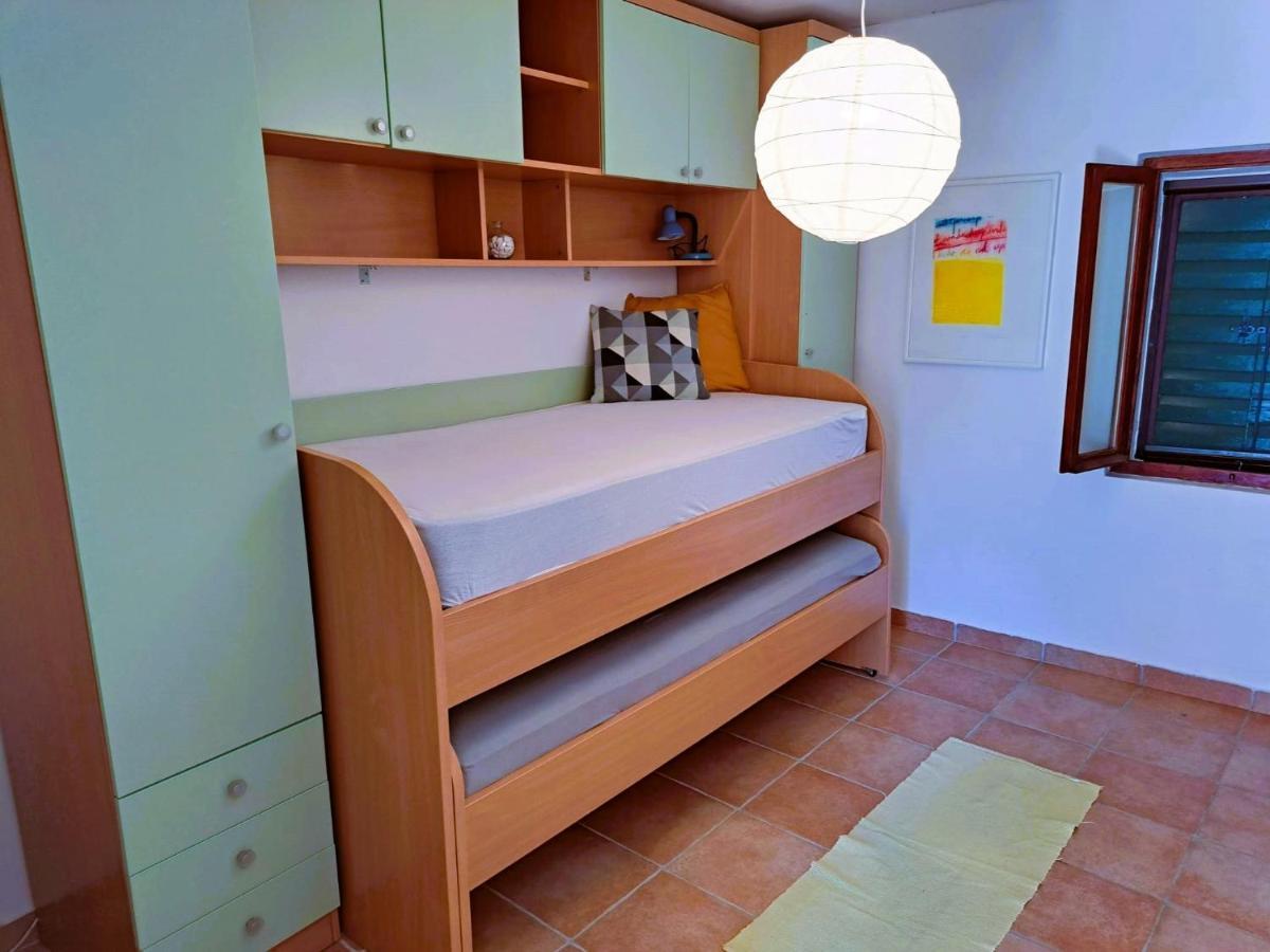 Family Apartment In Center Of Murter Exteriér fotografie